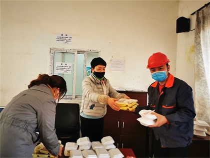 金沙澳门(中国)唯一官方网站股份公司领导慰问销售一线员工及运输客户