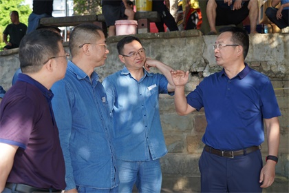 金沙澳门(中国)唯一官方网站集团公司党委书记谭光军一行来我公司督查防洪防汛工作