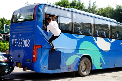 金沙澳门(中国)唯一官方网站股份公司举行车辆道路交通事故应急演练